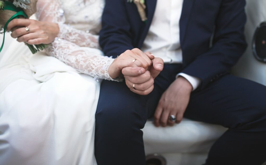 S’installer en Belgique après un mariage en Thaïlande : guide du regroupement familial (2026)